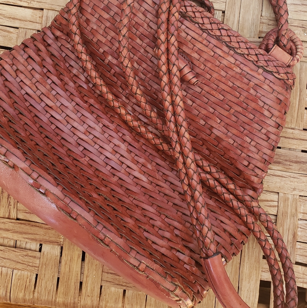Vintage Leather Basket Weave Saddle Bag - Picture 6 of 9